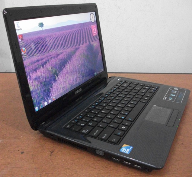 ASUS A42F  CPU: Intel®Core™i3-380M  Ram: DDR3 2GB HDD: 500GGB Intel HD Graphics