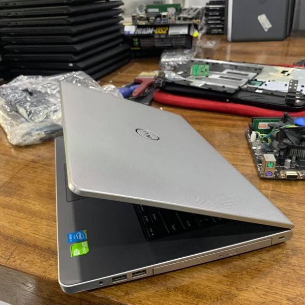 Dell Inspiron 5458 Cũ i7-5500u,4GB, 500GB, VGA 2GB GT920M