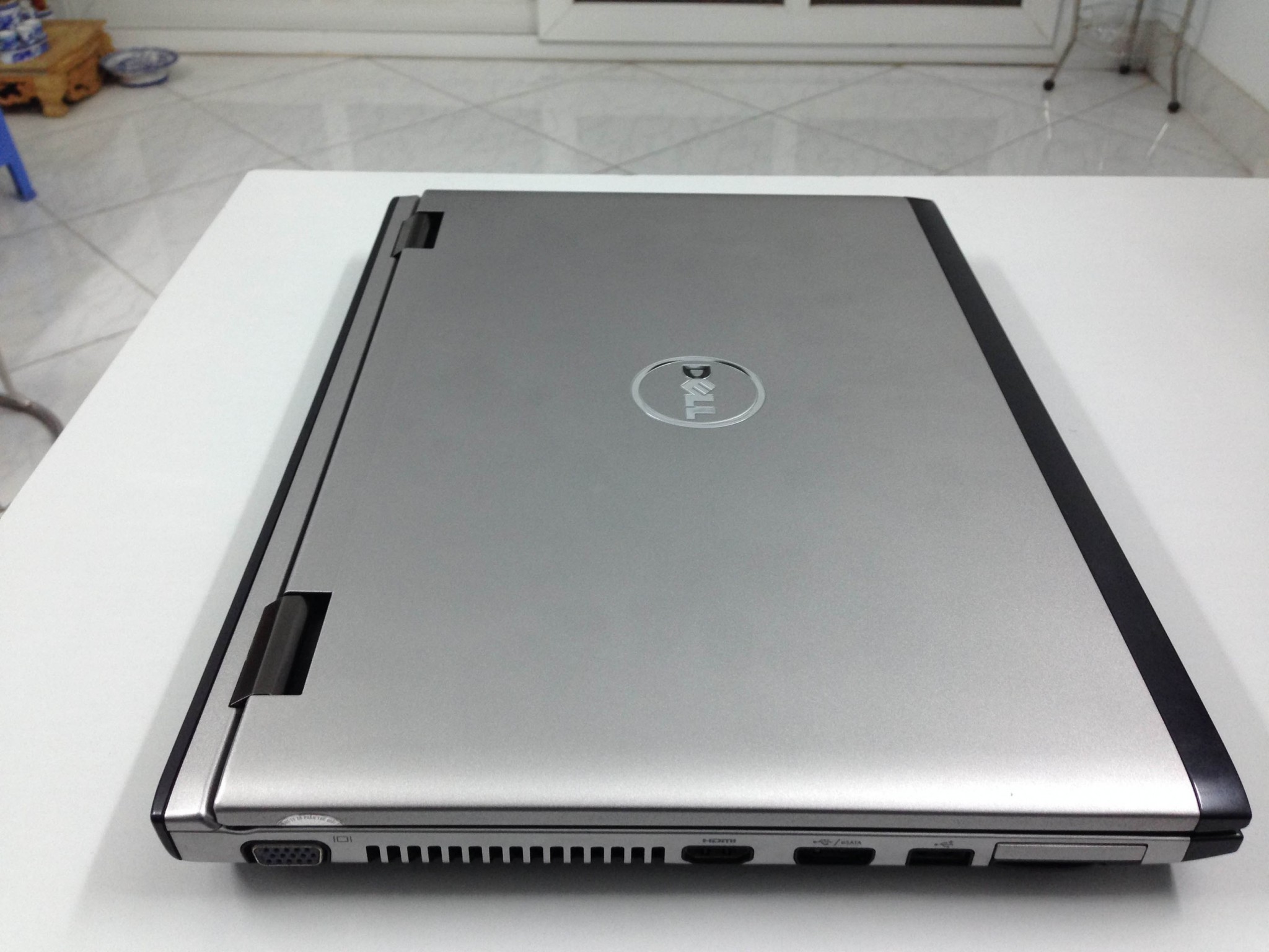 Laptop Dell Vostro 3550 (Core i5 2410M, RAM 4GB, HDD 500GB, Intel HD Graphics 3000, 15.6 inch)