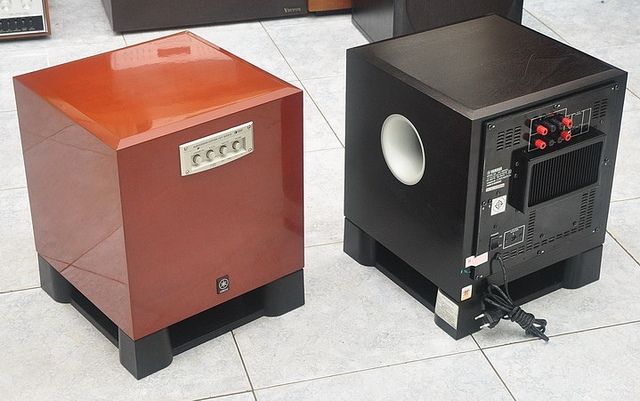 LOA SUB YAMAHA SW-515 ( Madein Indonesia 110v-220v)