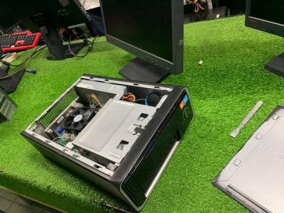 Barabone Dell 3647 th4   Gồm main case nguồn DVD fan Cpu