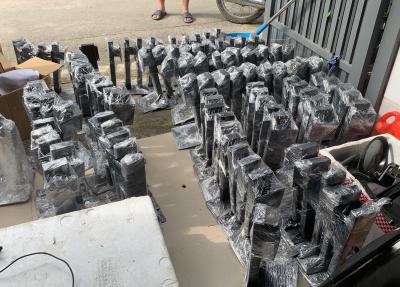 Chân đế màn hình đa năng