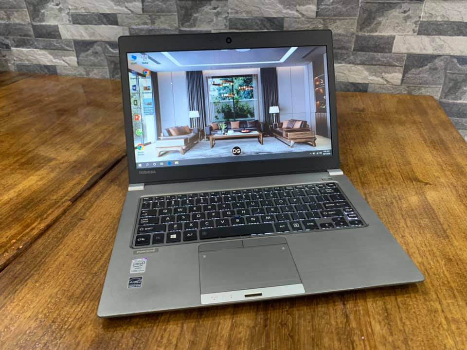 Toshiba Z30-A đẹp lung linh i7-4600u 16gb ssd 256gb pin trâu máy zin 100%
